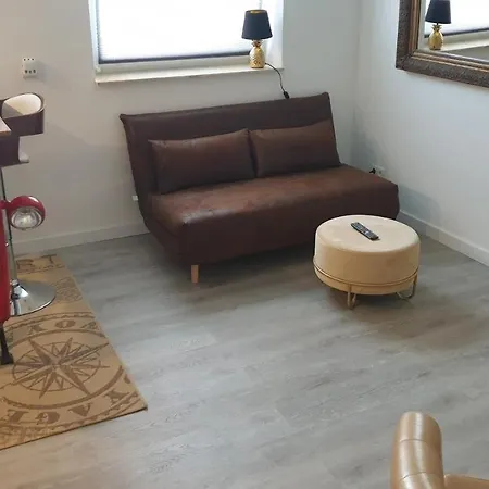 Buehl, Zentral Und Ruhig, Soutterain Apartman Bühl