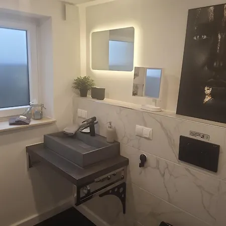 Buehl, Zentral Und Ruhig, Soutterain Apartman